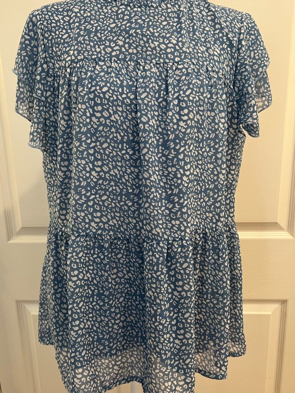 PRETTYGARDEN Blue Floral Chiffon Mock Neck Blouse